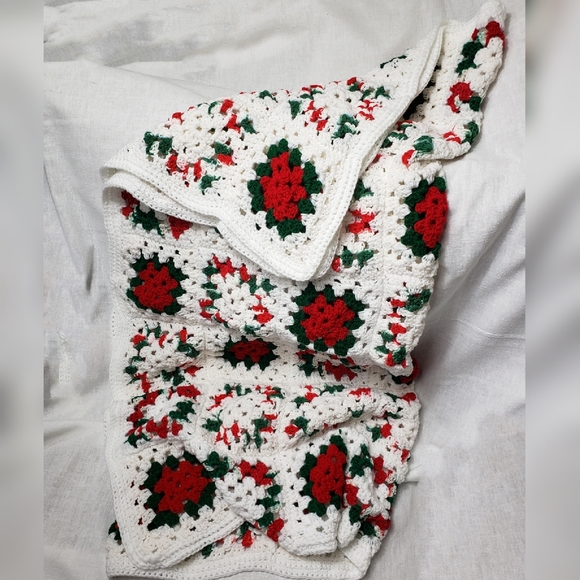 Crochet Carousel Other - Hand Made Afghan Throw Blanket Holiday NWT